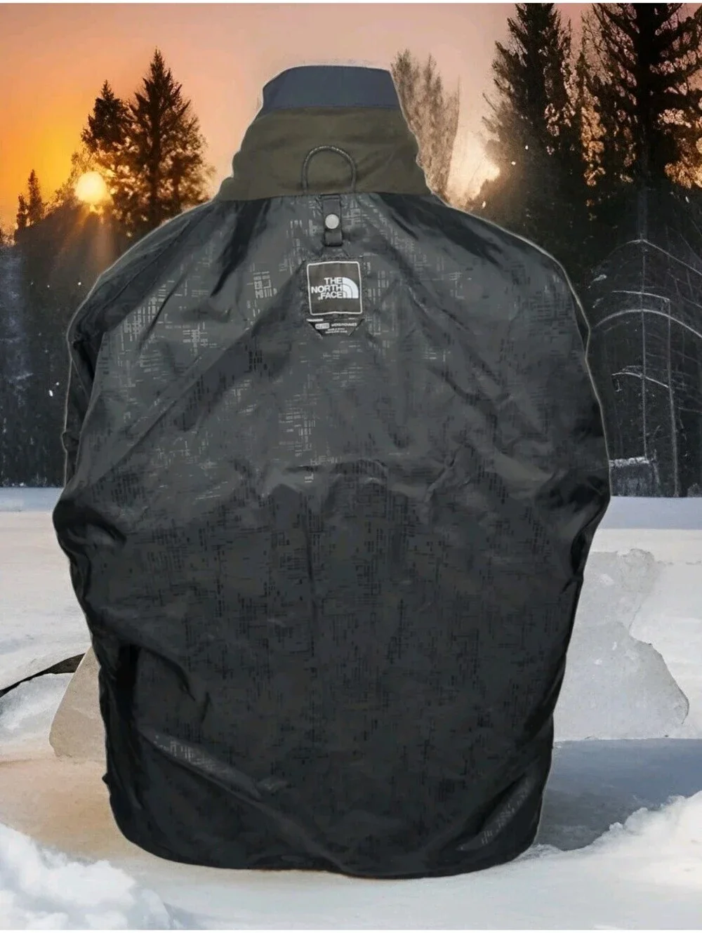 The North Face HyVent Heavy Ski Shell Jacket Mens XL X-Large Black Waterproof
